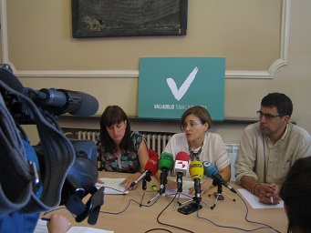 Valladolid Toma La Palabra - mociones TTIP julio