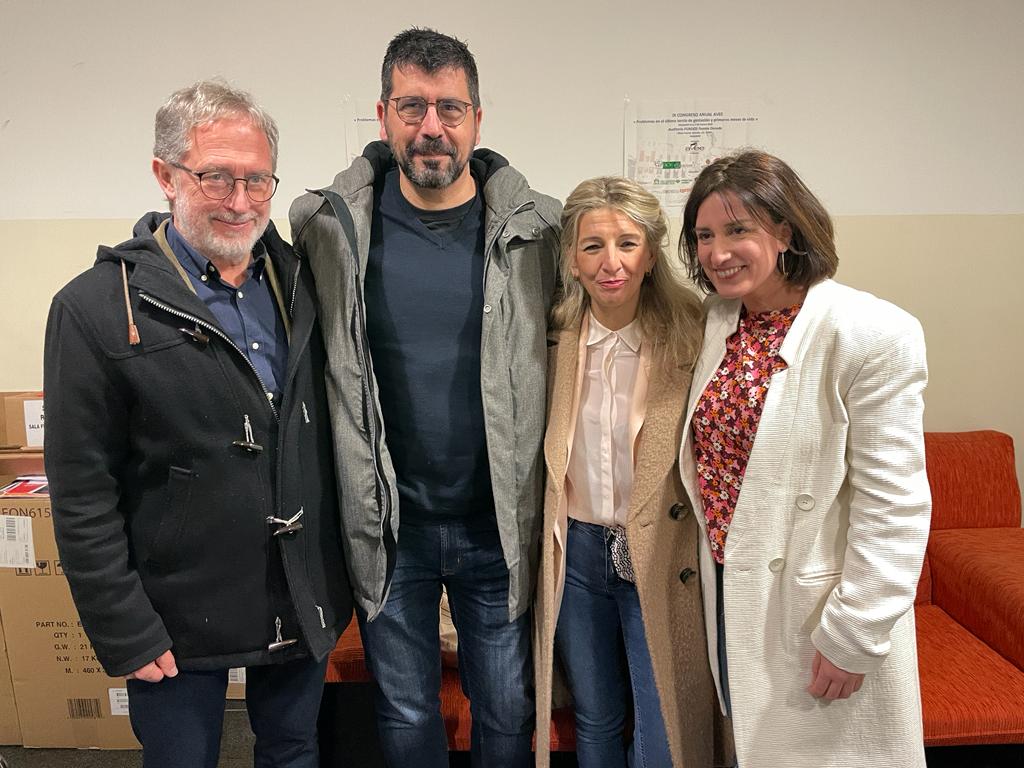 Manuel Saravia, Alberto Bustos, Yolanda Díaz y María Sánchez.
