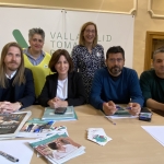 Pablo Fernández y María Sánchez junto a la candidatura de VTLP