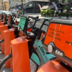 VTLP reclama al Ayuntamiento que deje de legislar desde la prohibición y fomente el uso responsable de bicis y patinetes eléctricos